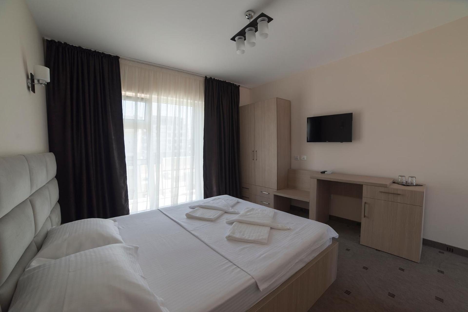 Sammos Beach Resort Navodari Room photo